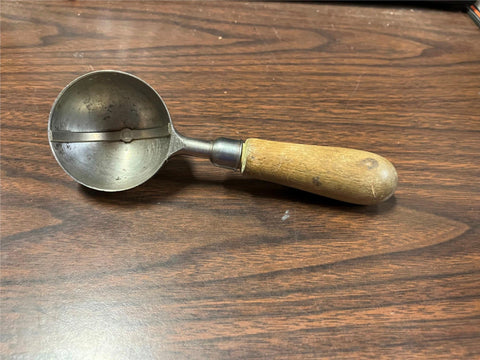 VTG Antique Early 1900s Ice Cream Scooper Wood Handled Primitive Kitchen