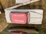 Voiture Buick Standard White w/ Pink Roof Sedan Friction Powered Toy Car w/ box