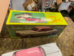 Voiture Buick Standard White w/ Pink Roof Sedan Friction Powered Toy Car w/ box