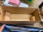 Voiture Buick Standard White w/ Pink Roof Sedan Friction Powered Toy Car w/ box
