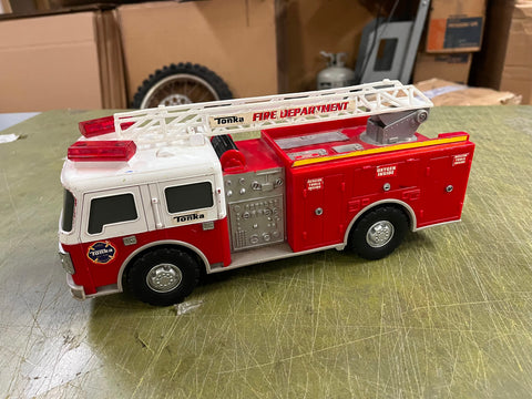 2011 Hasbro Tonka Mighty Motorized Fire Department Fire Ladder Truck