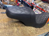 Step up Seat Harley Touring 2008^ Street Glide Ultra Classic Bagger Diamond Stit