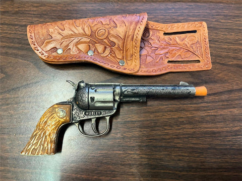 Vintage 1960s Made In USA Hubley Rodeo Cap Shooting Toy W/ Holster Amber Grips
