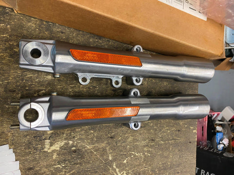 Lower leg Sliders Harley Heritage Softail Fatboy OEM New T/o FLSTC 2000-2006