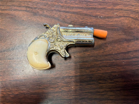 Vtg HIDE-AWAY TOY CAP Shooting Toy DERRINGER Tested Works Metal Made In Spain