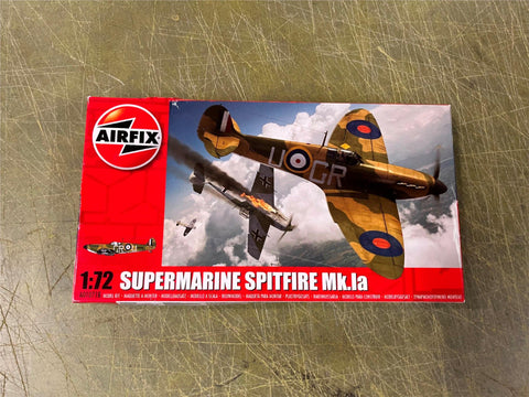 Airfix Supermarine Spitfire Mk.Ia 1:72 Scale Plastic Model Plane Kit A01071B