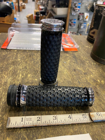 Custom Engraved Handlebar Grips Harley TBW Touring Street Road Glide FLH Ultra