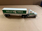 Vintage Winross Diecast Metal Ford AeroMax Sleeper Truck Kelly Tires Trailer