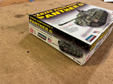 Lindberg 1/72 Scale Panzer Kampfwagen V Panther G Tank Plastic Model Kit