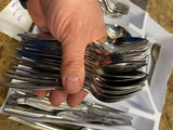 Oneida craft Deluxe Silverware Flatware Set Dinnerware forks Spoons Stainless!