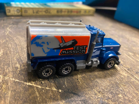 Vtg 1980 Matchbox Peterbuilt tractor trailer toy truck Blue no 80
