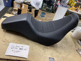 OEM Harley Davidson Seat Softail Low Rider St Sport glide M8 2018^ 52000661 new