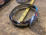 68725-62A RING BEZEL SPOTLIGHT PASSING LAMP OEM TOURING HERITAGE FLH GLIDE ULTRA