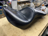 Le Pera LY-910 Maverick Black Smooth Seat Harley M8 Street bob 18^ FXBB New Nick