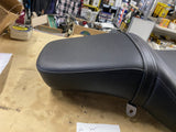 Suzuki VS1400 Intruder Boulevard OEM Stock Factory Motorcycle Seat S83 T/o Nice!