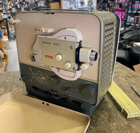 Vtg Kodak Brownie 500 Home Movie Projector 8 mm Film A5 f/1.6 Lens Nice Shape