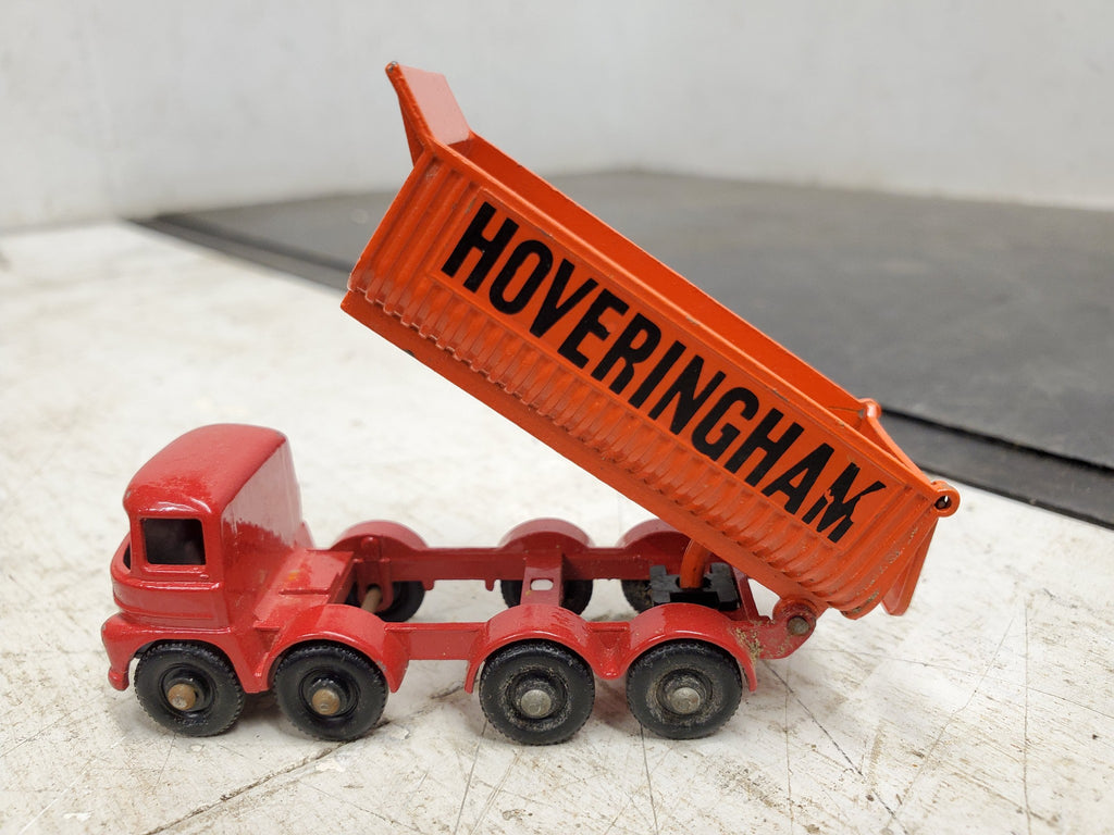 Vintage Matchbox Series no . 17 red orange 8 - wheel tipper w