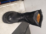 Footwear Intermediate cold wet weather Vibram Safety Toe black boots size 3.5 R?