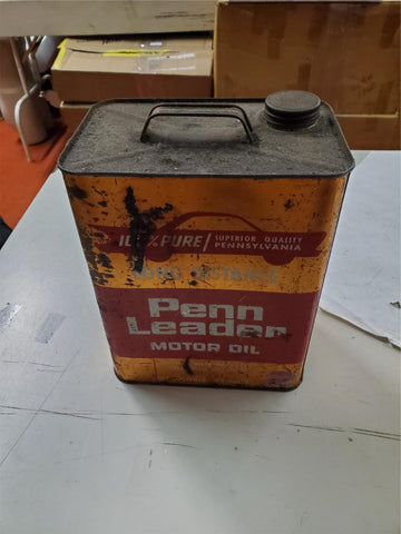 Vintage 2 Gal. Penn Leader motor oil tin can 100% pure superior quality