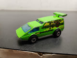 2 loose Hong Kong Hot Wheels Green Spoiler Sport & Incredible Hulk yellow cars