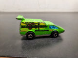 2 loose Hong Kong Hot Wheels Green Spoiler Sport & Incredible Hulk yellow cars