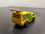 2 loose Hong Kong Hot Wheels Green Spoiler Sport & Incredible Hulk yellow cars