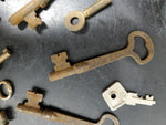 VINTAGE KEYS LOT OF 46 ANTIQUE SKELETON KEYS, BARREL, CABINET, LOCK, STEAMPUNK!
