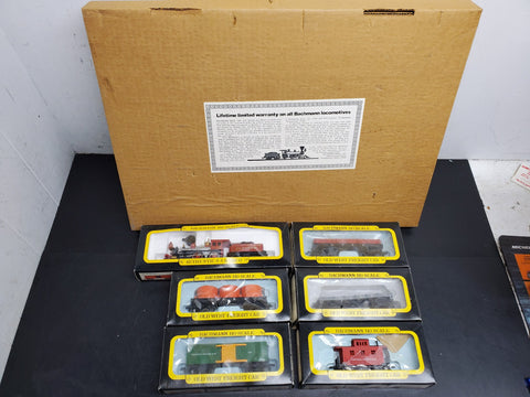 VTG BACHMANN HO SCALE TRAIN SET-5 OLD WEST FREIGHT CARS & AUTHENTIC 4-4-0 LOCO!!