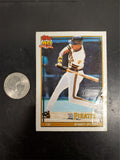 Pittsburgh Pirates Barry Bonds The Topps Company 1991 Baseball Trading Card #570