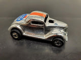 Hot Wheels Neet Streeter Mattel 1975-Made in HK-Silver Ford-Oldie But A Goodie