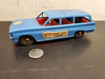 Vtg Processed Plastic Aurora Bear Lake Lodge Blue Toy Car Station Wago 1961 Olds