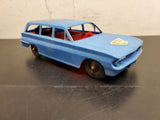 Vtg Processed Plastic Aurora Bear Lake Lodge Blue Toy Car Station Wago 1961 Olds