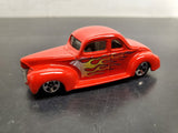 Vtg Hot Wheels Collection 7 Cars Feat. Sir Rodney Roadster 1973 & Surf Crate '99