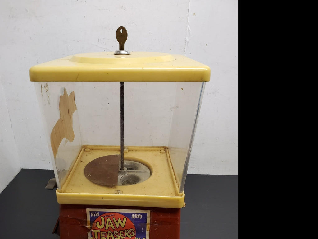 Jaw Teasers Machine Candy Penny Dispenser shops 1950’s Gumball Machine Metal Base Rare