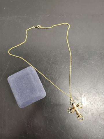 12 K Gold Necklace W/ Cross Pendant Classy Collectible Present Mother Girlfriend