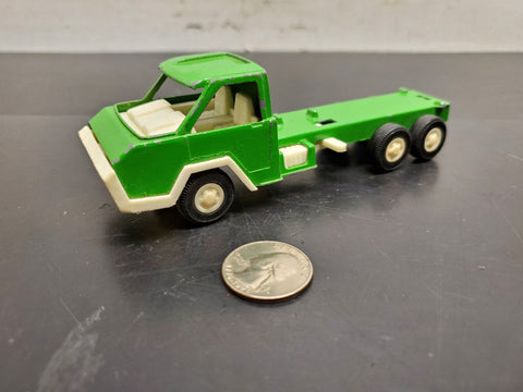 Vintage 1970 Tootsie Toy Green Flat Bed Tow Truck White Interior Chicago USA