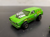Vtg 1975 Pair Hot Wheels Poison Pintos Green/Yellow Skulls Hood Scoop HK Nice