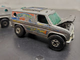 Vtg Pair of 1977 Hot Wheels Baja Breakers Mattel Made in HK Metal Die Cast Van