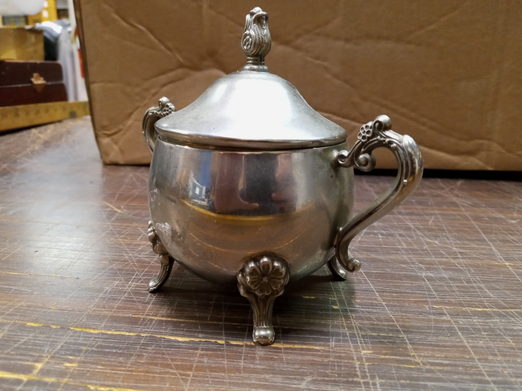 Antique Leonard Silver Plated Full Coffee Tea Set Coffee Pot , Sugar Bowl  Footed Bowl Intricate Pattern Gift Idea. Polished 