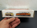 Vtg Bachmann HO Scale Burlington 41' Hi-Cube Box Smooth Sides Freight Car NIB