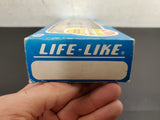 Life-Like HO Scale Silver Tower Passenger Train Car Realistic Interior Light NIB