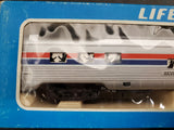 Life-Like HO Scale Silver Tower Passenger Train Car Realistic Interior Light NIB