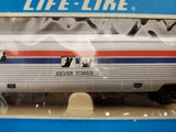 Life-Like HO Scale Silver Tower Passenger Train Car Realistic Interior Light NIB