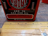 Vtg Marvel Mystery Oil Tin Cans 2 Quarts Top Cylinder Lubrication 1 Full 1 Empty
