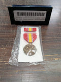 National Defense Service Medal & Ribbon Military Eagle Red White Yellow Pin