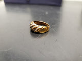 Women 14KT Gold Electro-Plate Diamond Cut Swirl Pattern Ring Jewelry Sz 8.5 VF