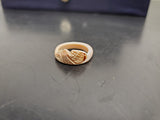 Vtg Women's Seashell Ring Unique Design Sz.8 Ocean Jewelry Boardwalk Collectible