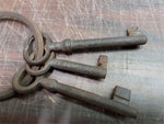 Vtg Cast Iron Keys & Ring Skeleton Jail-Prison Antique Unique Decorative Rustic