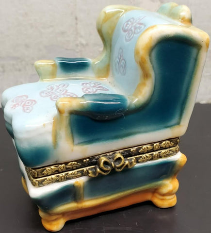 Vtg Colorful Decorative Arm Chair Jewelry/Trinket Collectible Keepsake Box Nice