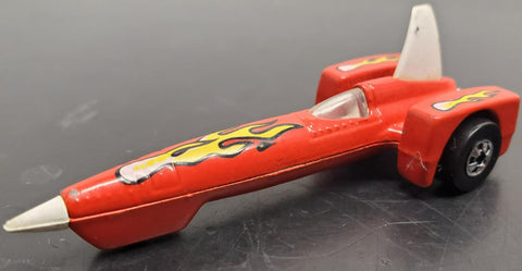 Vtg 1979 Hot Wheels Mattel 3 Wheel Red Racer W/Yellow Flames Diecast Collectible